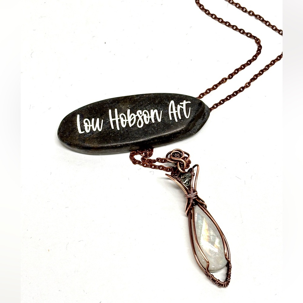 HAND CRAFTED Rainbow Moonstone Blue Topaz Wire Wrapped Copper Elegant Necklace - Picture 10 of 10
